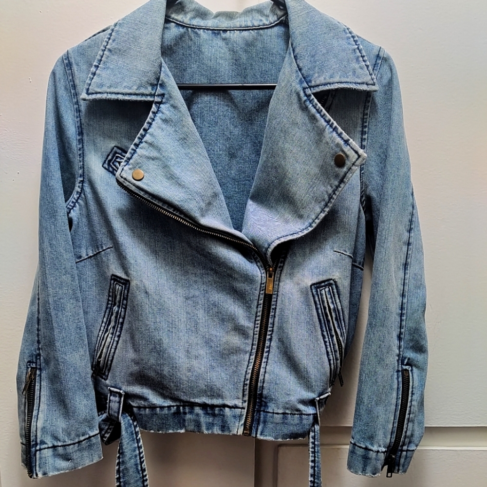 Womens jean moto jacket size medium